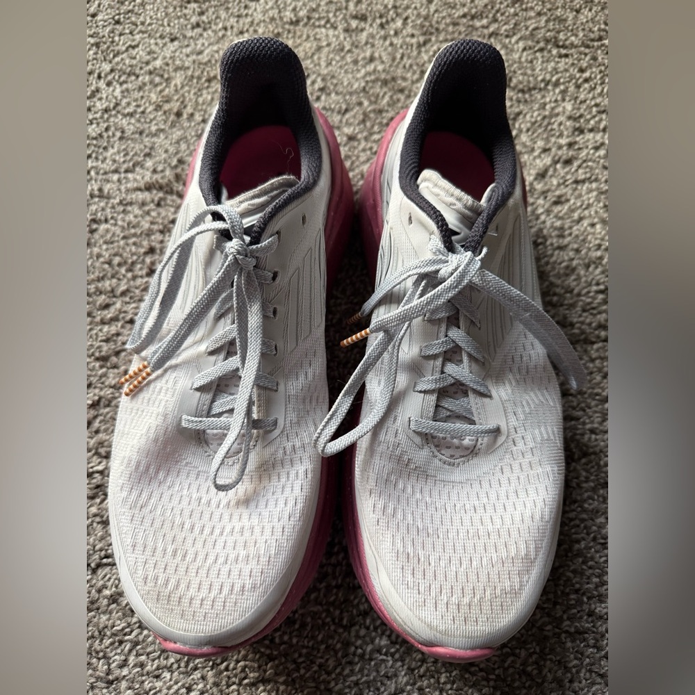 Saucony Women's Endorphin Shift 3